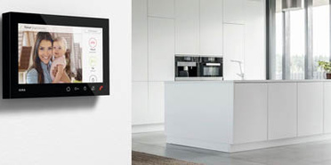 Gira Wohnungsstation bei ELGRO GmbH in Ottobrunn